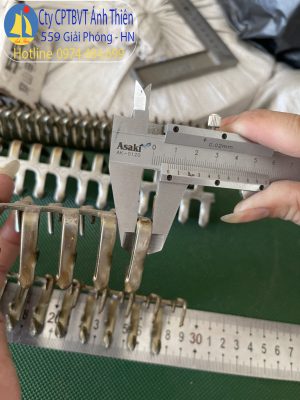 Ghim xương cá nối băng tải số 55